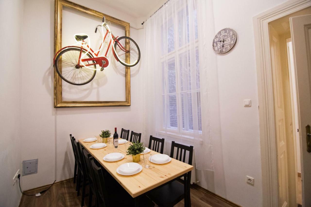 Cheerful And Cozy 2 Bedrooms 2 Bathrooms Apartment With Top Location Budapest Exterior foto